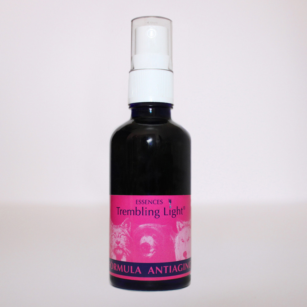 Comprar online TREMBLING LIGHT FORMULA ANTIAGING SPRAY 50 ML -Coliseum